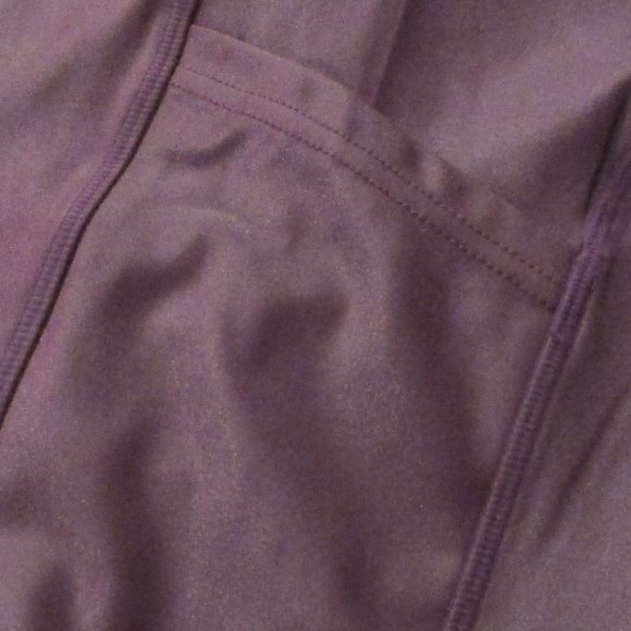 💜💜 TONE IT UP DARK PURPLE HIGH RISE HIGH SHINE LEGGINGS – SIZE M - Picture 9 of 13